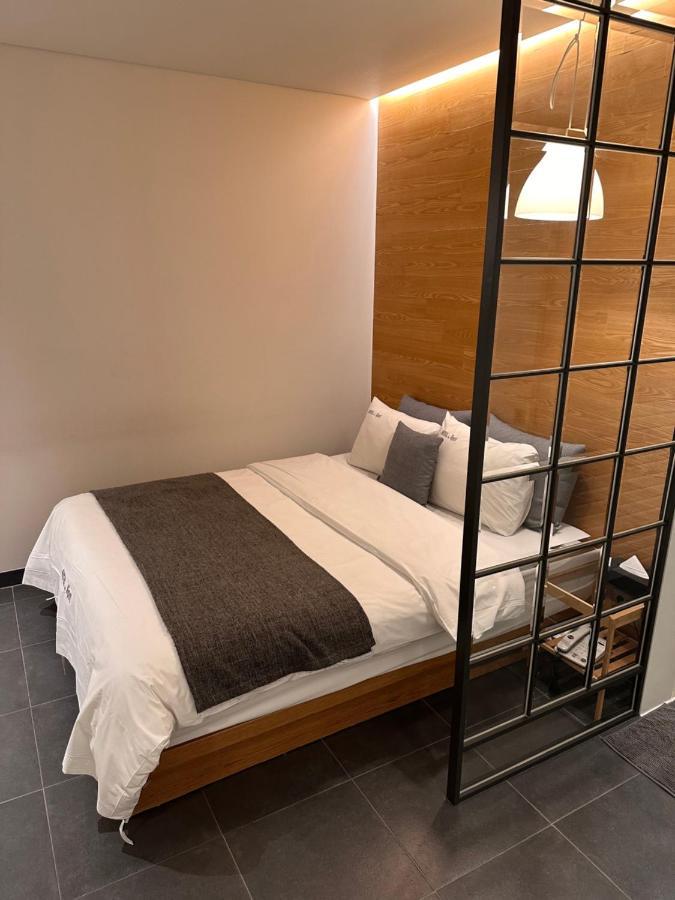 Gwangju Hotel The Spot Gwangju Metropolitan City Bagian luar foto